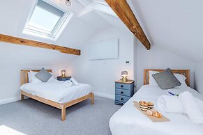 Cozy 3-bed Home Perfect for Business Groups