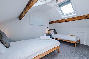 Cozy 3-bed Home Perfect for Business Groups
