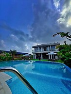 The Cloud Hotels & Resort Arambol