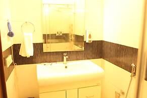 Hotel Shyama International