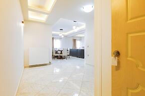 Golden Coast Residences
