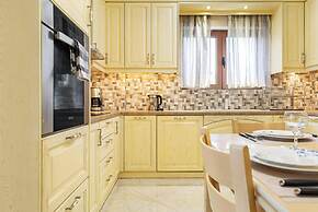 Golden Coast Residences