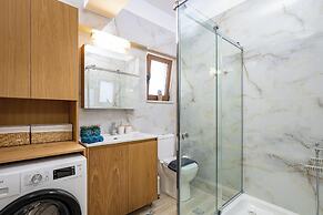 Golden Coast Residences