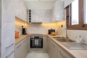 Golden Coast Residences