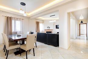 Golden Coast Residences