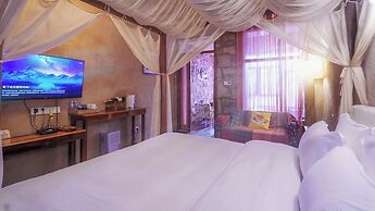 Aurora Rock Villa Resort