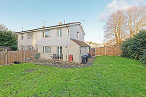 House Sleeps 14 With Enclosed Garden
