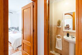 Honey Life Villa by Fidalsa