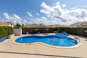 Honey Life Villa by Fidalsa
