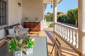 Fidalsa Grand White House