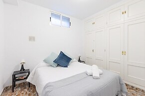 Fidalsa Grand White House