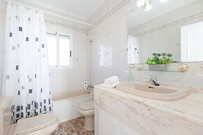 Fidalsa Grand White House
