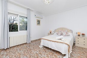Fidalsa Grand White House