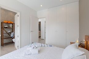Sunshine Villa by Fidalsa