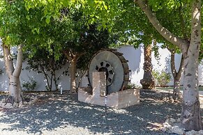 Waterwheel Villa by Fidalsa