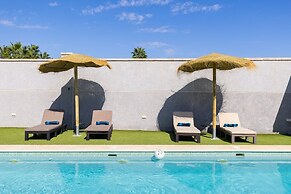 Waterwheel Villa by Fidalsa
