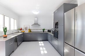 Urban Elegance by Fidalsa