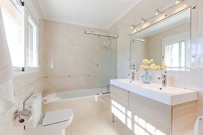 Urban Elegance by Fidalsa