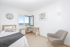 Fidalsa Utopia Junto al mar