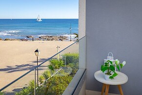 Fidalsa Utopia Junto al mar