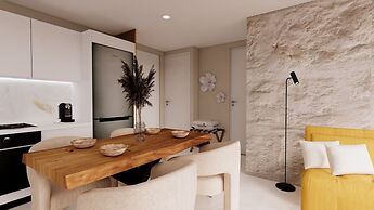 Luxe Athens Riviera Suite  near Beach