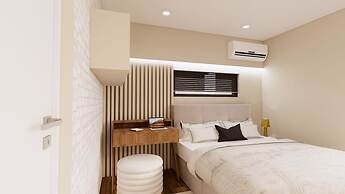 Luxe Athens Riviera Suite  near Beach