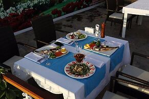 Kuba Side Hotel