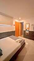 Hotel Mova