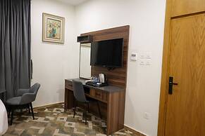 Durrat Al Aziziyah Serviced Apartments