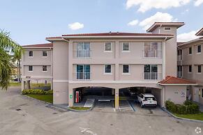 Triangle Suites LLC