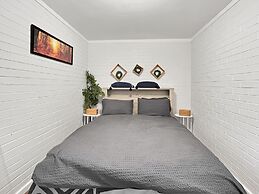 Stylish 1-bed Apartment Near Fremantle