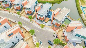 Regal Riverside Villas