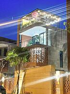 Regal Riverside Villas