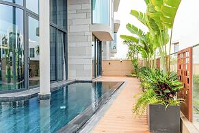 Regal Riverside Villas