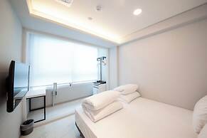 K-Grand Hostel Sinchon