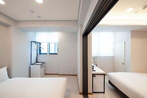 K-Grand Hostel Sinchon