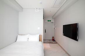 K-Grand Hostel Sinchon