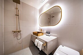Instar Hotel