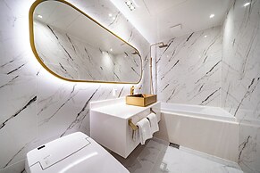 Instar Hotel