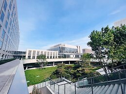 Vision Plaza Shahe Intl. Cultural Center