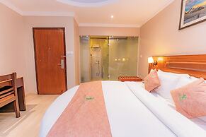 Kuti Resort & Spa