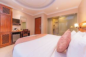 Kuti Resort & Spa