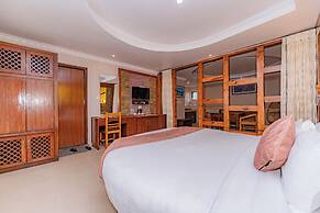 Kuti Resort & Spa