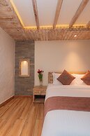 Kuti Resort & Spa