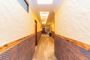 Kuti Resort & Spa