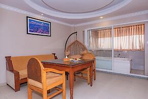 Kuti Resort & Spa