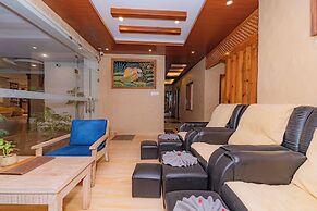 Kuti Resort & Spa