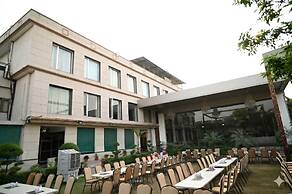Sanzha Chulha Hotel
