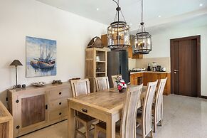 Tolgay Living Seminyak