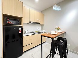 Dorsett Waterfront Subang by Manhattan